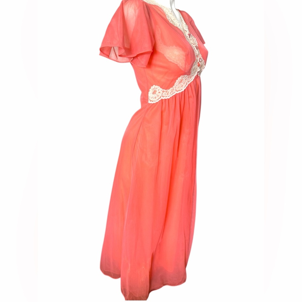 Vintage Elegant Coral Lace Trim Nightgown